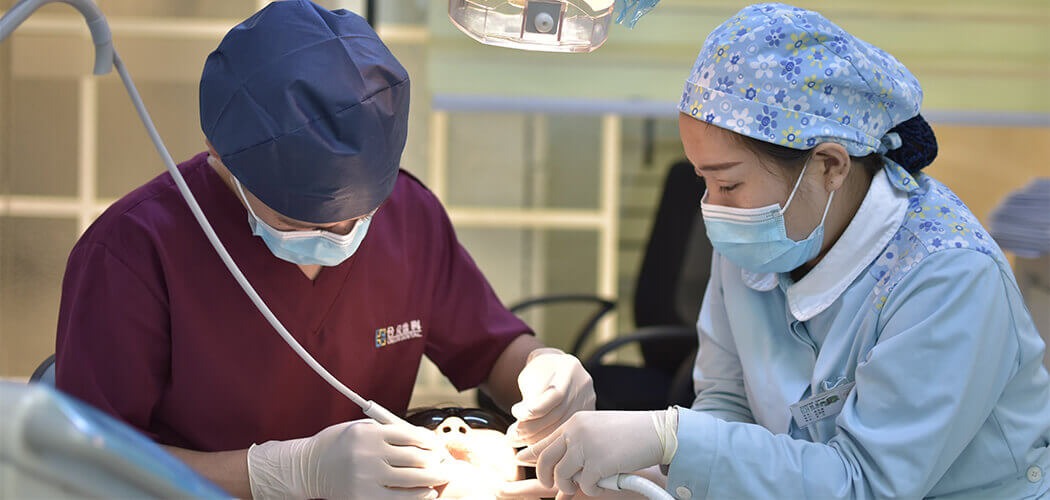 Removal of wisdom teeth